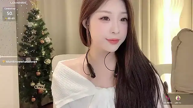 Snapshot of zhuzhu-520- chatting on 6, 1, 2025 zhuzhu-520- online show from 6, 1, 2025