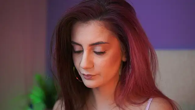 SabrinaHope online show from 28, 6, 2026