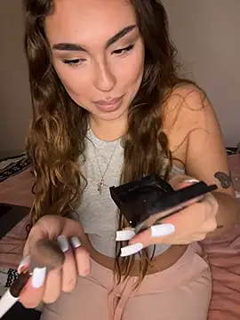 Snapshot of mint_melissaaa chatting on 18, 12, 2024 mint melissaaa online show from 18, 12, 2024