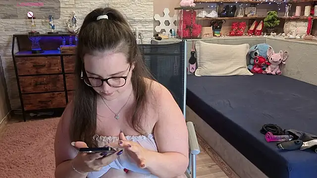 Kimberly-Caprice online show from 29, 6, 2026