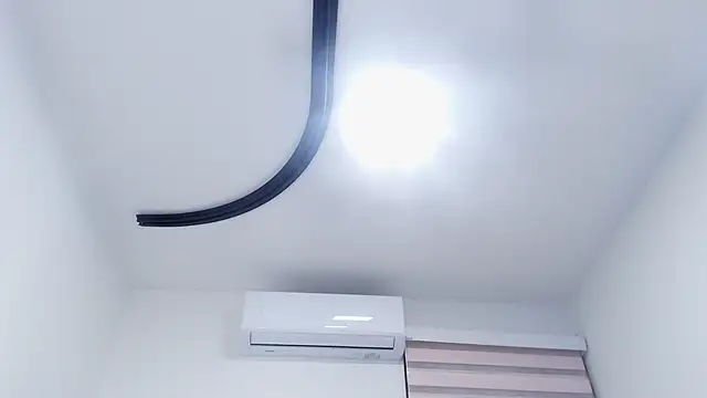 nicol f online show from 18, 2, 2026