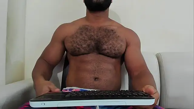 lunainsane58 online show from 3, 5, 2026