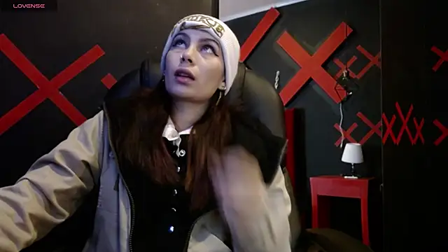  yuyi online show from 6, 3, 2025