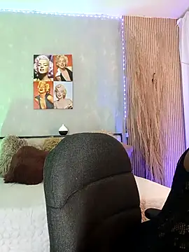 nahiarapalmer19 online show from 22, 3, 2026