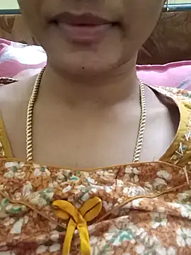 Snapshot of Ambika01 chatting on 8, 1, 2025 Ambika01 online show from 8, 1, 2025