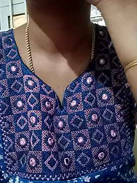 Snapshot of Ambika01 chatting on 10, 1, 2025 Ambika01 online show from 10, 1, 2025