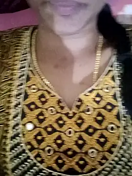 Snapshot of Ambika01 chatting on 20, 9, 2025 Ambika01 online show from 20, 9, 2025