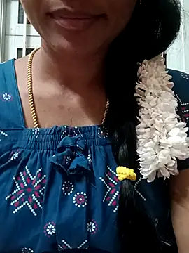 Snapshot of Ambika01 chatting on 18, 10, 2025 Ambika01 online show from 18, 10, 2025