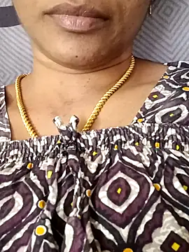 Snapshot of Ambika01 chatting on 15, 12, 2025 Ambika01 online show from 15, 12, 2025