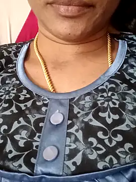 Snapshot of Ambika01 chatting on 23, 12, 2025 Ambika01 online show from 23, 12, 2025