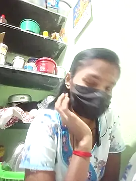 Snapshot of anusiya01 chatting on 6, 1, 2025 anusiya01 online show from 6, 1, 2025