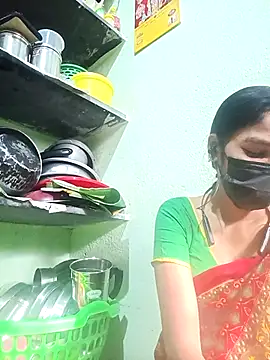 Snapshot of anusiya01 chatting on 13, 9, 2025 anusiya01 online show from 13, 9, 2025