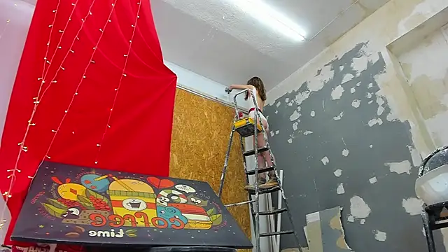 YourSuperModel online show from 25, 12, 2024