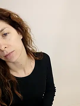 Snapshot of YourSuperModel chatting on 18, 12, 2025 YourSuperModel online show from 18, 12, 2025