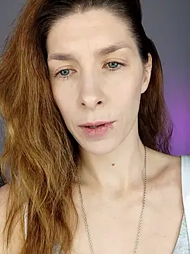 Snapshot of YourSuperModel chatting on 8, 1, 2026 YourSuperModel online show from 8, 1, 2026