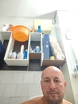 Snapshot of intx800 chatting on 11, 9, 2025 intx800 online show from 11, 9, 2025