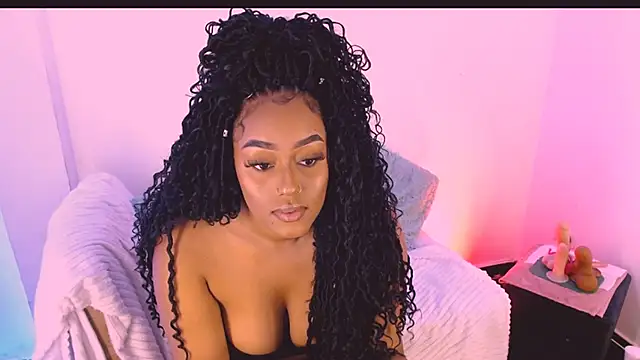 Emily Williams12 online show from 30, 9, 2025