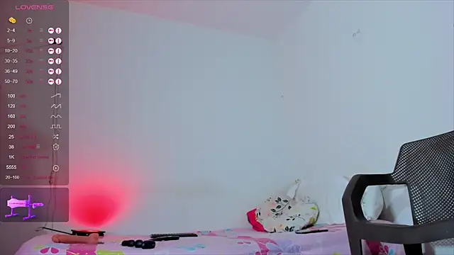 Snapshot of tisaya_8 chatting on 25, 3, 2026 tisaya 8 online show from 25, 3, 2026