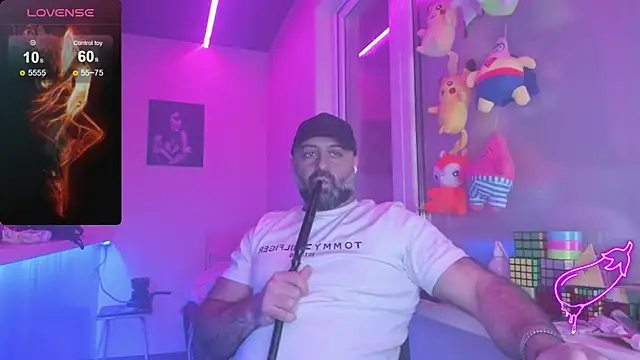 Snapshot of MAGABEAR077 chatting on 12, 3, 2025 MAGABEAR077 online show from 12, 3, 2025
