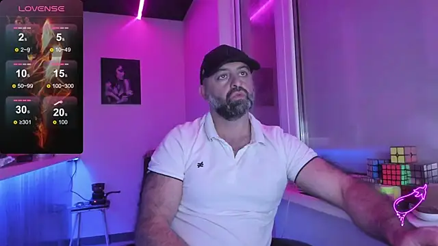 Snapshot of MAGABEAR077 chatting on 5, 10, 2025 MAGABEAR077 online show from 5, 10, 2025