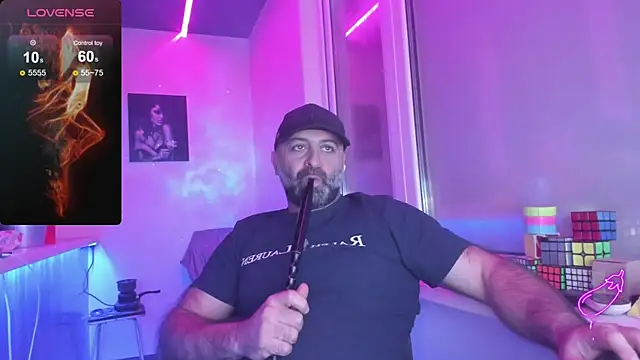 Snapshot of MAGABEAR077 chatting on 23, 10, 2025 MAGABEAR077 online show from 23, 10, 2025
