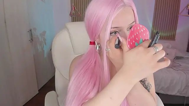 Kendall Bunnyy online show from 13, 9, 2025