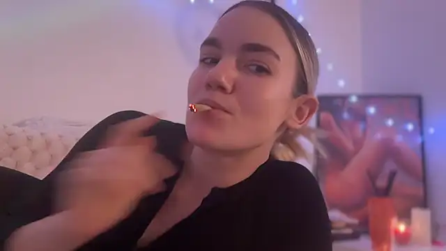 Heidi11 online show from 17, 1, 2025