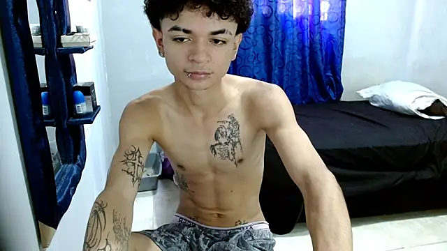 Lovebeng  online show from 3, 3, 2025