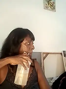 Snapshot of mamakarma1403 chatting on 24, 2, 2025 mamakarma1403 online show from 24, 2, 2025