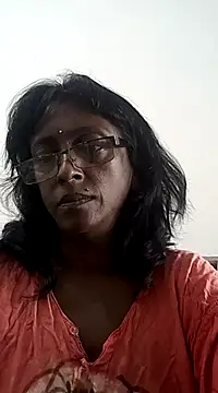 Snapshot of mamakarma1403 chatting on 28, 2, 2025 mamakarma1403 online show from 28, 2, 2025