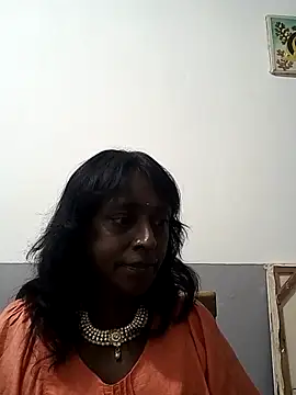 Snapshot of mamakarma1403 chatting on 7, 3, 2025 mamakarma1403 online show from 7, 3, 2025