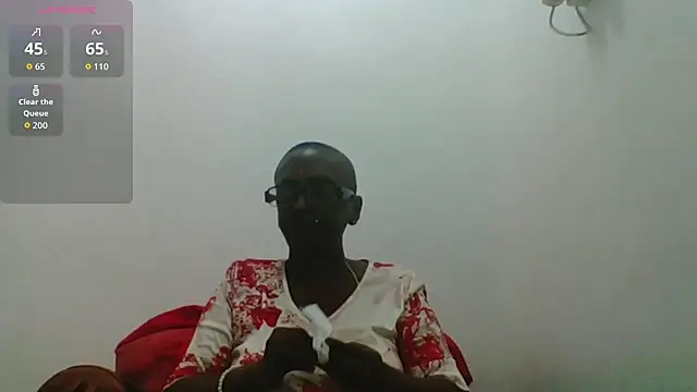 Snapshot of mamakarma1403 chatting on 19, 7, 2026 mamakarma1403 online show from 19, 7, 2026
