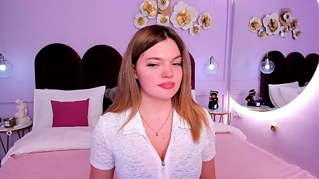 Snapshot of ZaraBloom chatting on 30, 1, 2025 ZaraBloom online show from 30, 1, 2025