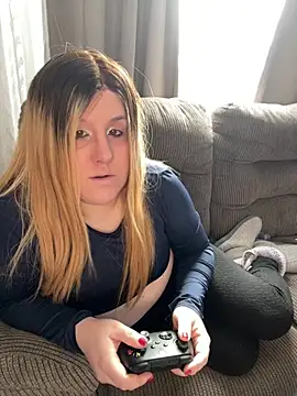 PuckBunny17 online show from 11, 2, 2025