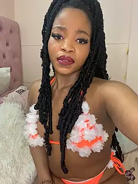 ItsLeyaa online show from 7, 12, 2024