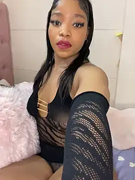 ItsLeyaa online show from 10, 12, 2024