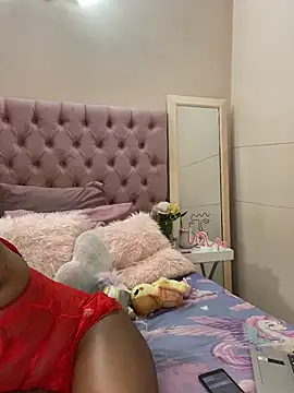 ItsLeyaa online show from 24, 12, 2024