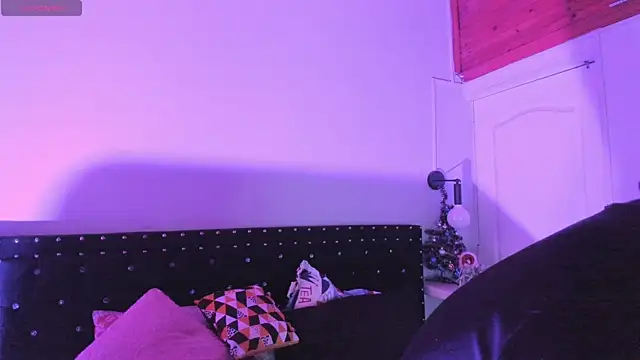 Ghosty Doll online show from 16, 12, 2025