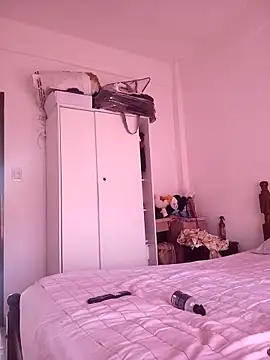 Loliluz 2095 online show from 12, 3, 2026