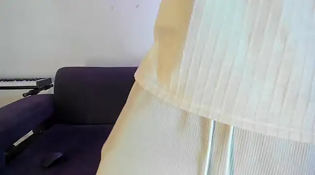 Henrikk senn online show from 23, 12, 2024