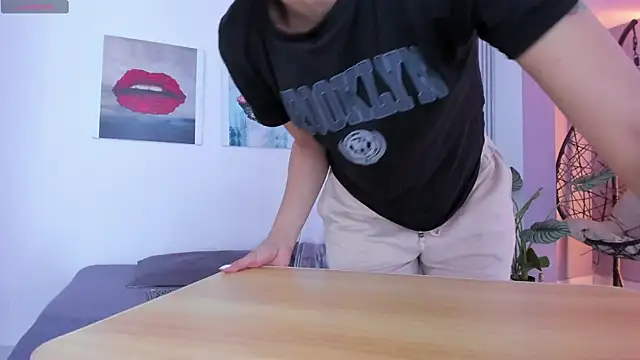 Angela donnato online show from 3, 10, 2025