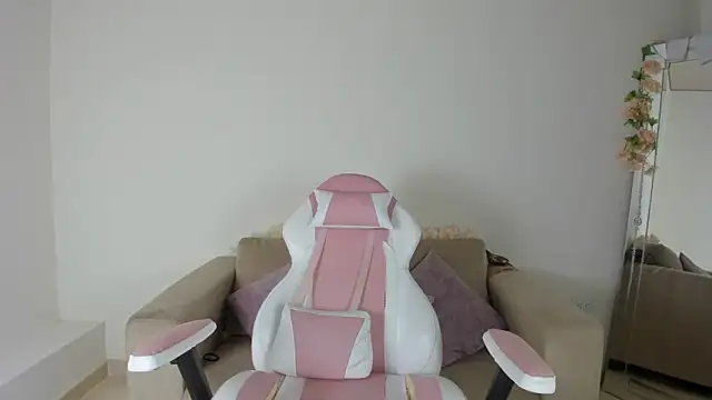 Charlotte cowell sub1  online show from 11, 12, 2024