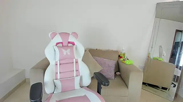 Charlotte cowell sub1  online show from 23, 2, 2025