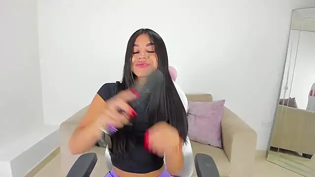 Charlotte cowell sub1  online show from 5, 3, 2025