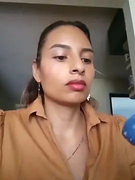 Snapshot of mykaelahoney chatting on 24, 9, 2025 mykaelahoney online show from 24, 9, 2025