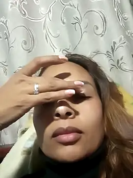 mykaelahoney online show from 6, 11, 2025