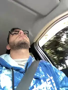 Snapshot of thomas_gun chatting on 24, 12, 2024 thomas gun online show from 24, 12, 2024