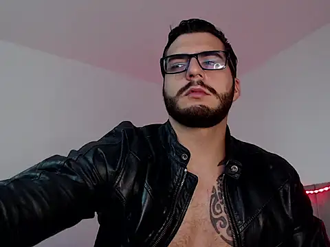 Snapshot of thomas_gun chatting on 10, 11, 2025 thomas gun online show from 10, 11, 2025