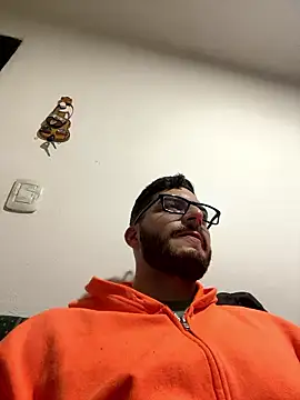 Snapshot of thomas_gun chatting on 11, 1, 2026 thomas gun online show from 11, 1, 2026