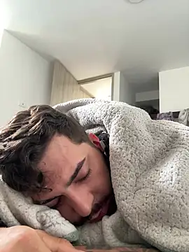 Snapshot of thomas_gun chatting on 15, 1, 2026 thomas gun online show from 15, 1, 2026